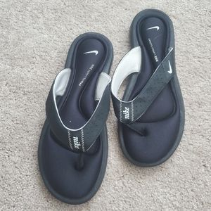 Nike Flip Flops